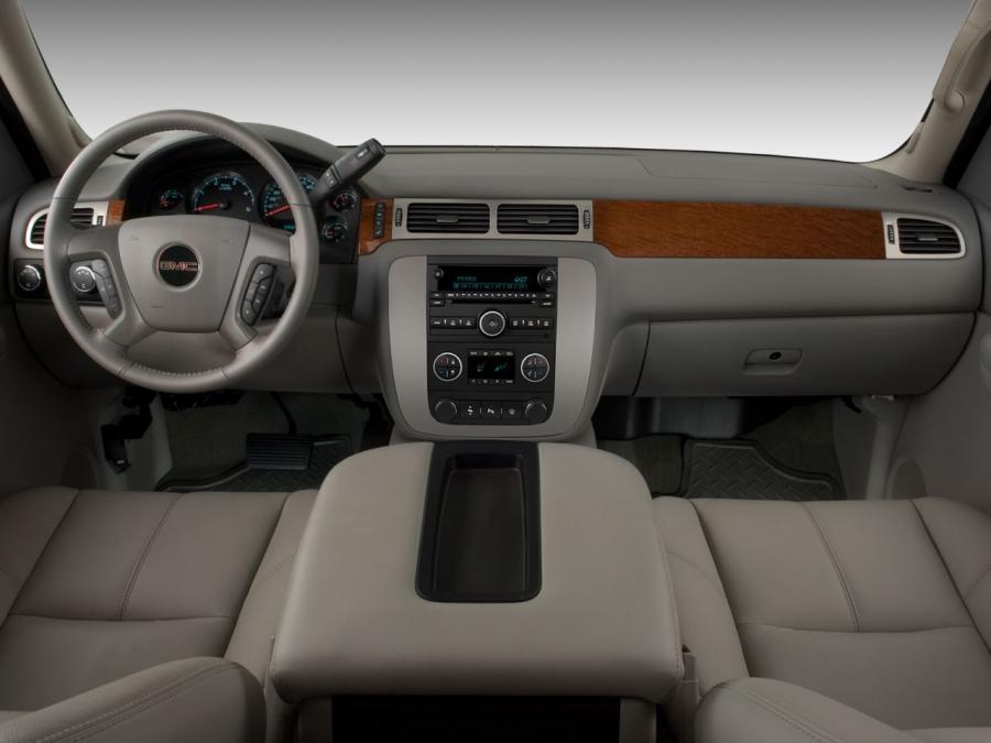  GMC Sierra 3500 HD Crew Cab 2006 года  (фото 9 из 9)